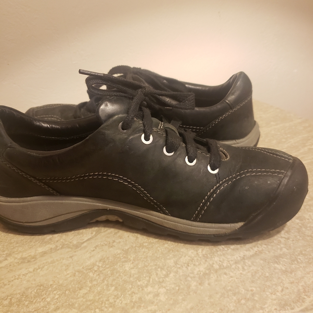 KEEN - Picture 6 of 10